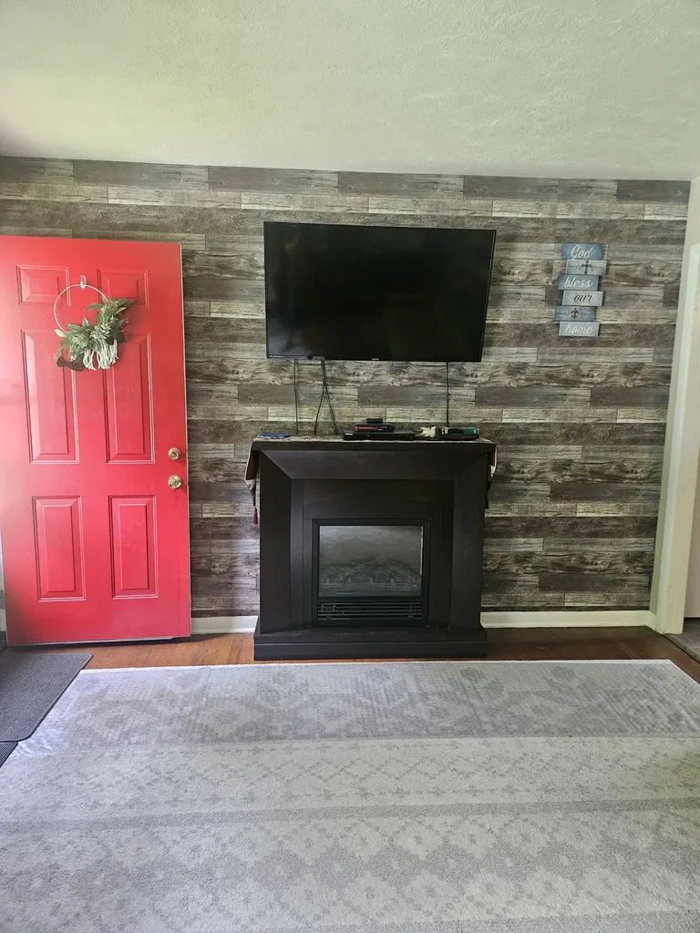 1490 S Long Creek Road Lafayette TN 37083