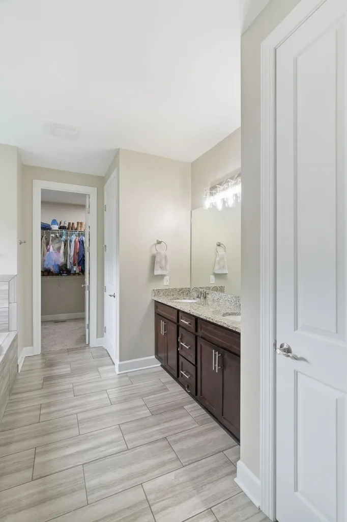 1038 Island Brook Drive Hendersonville TN 37075