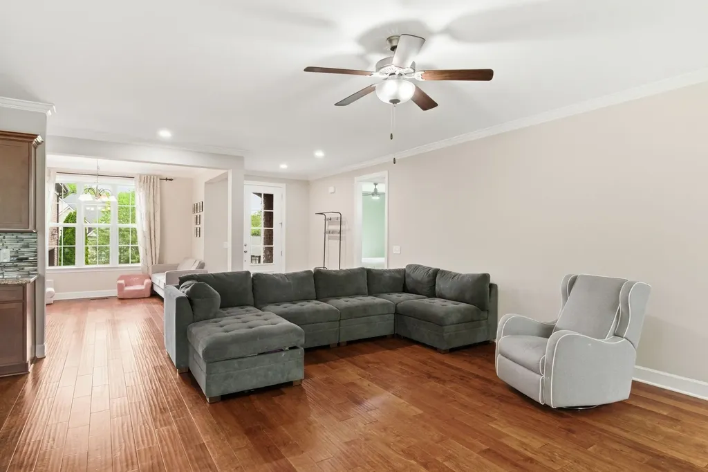 1038 Island Brook Drive Hendersonville TN 37075