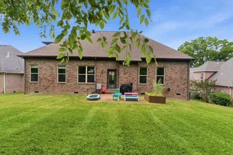 1038 Island Brook Drive Hendersonville TN 37075