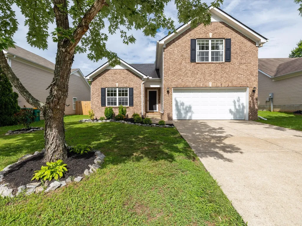 2132 Deer Valley Drive Spring Hill TN 37174