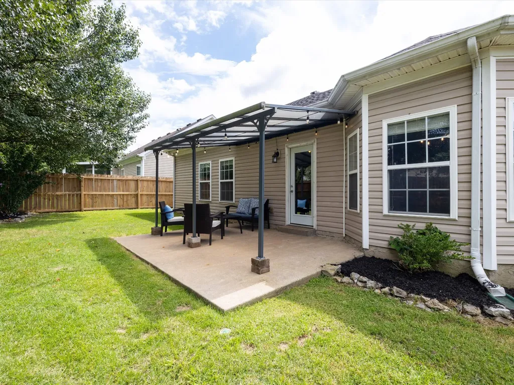 2132 Deer Valley Drive Spring Hill TN 37174