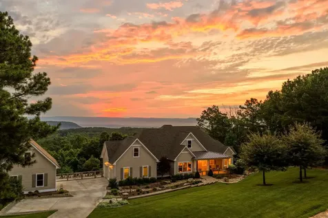 470 Lookout View Drive Jasper TN 37347