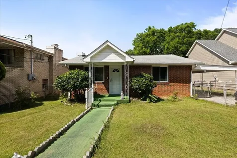 6113 Fisk Avenue Chattanooga TN 37421