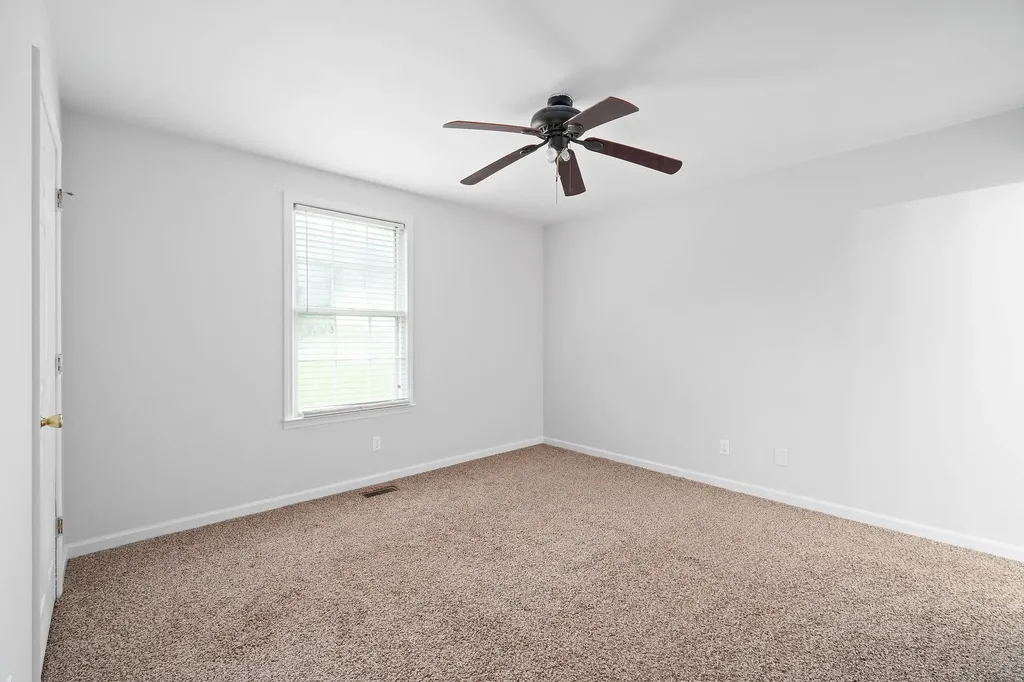 2706 Knob Court Clarksville TN 37043