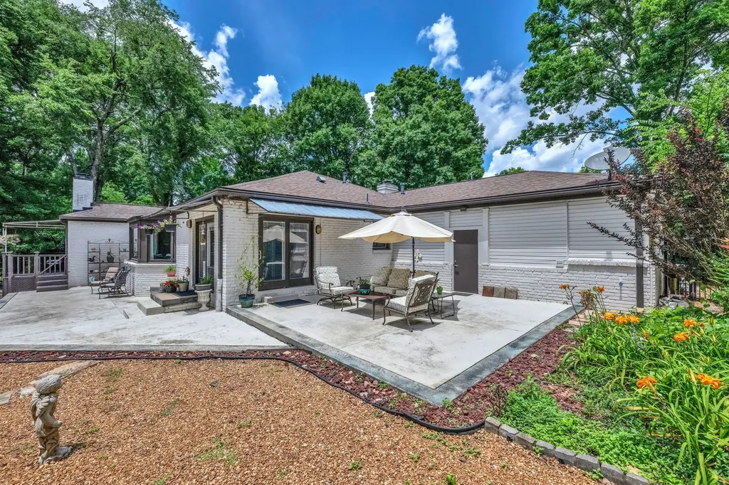 2039 Castleman Drive Nashville TN 37215