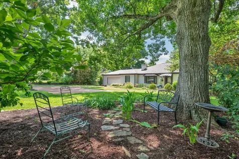 2039 Castleman Drive Nashville TN 37215