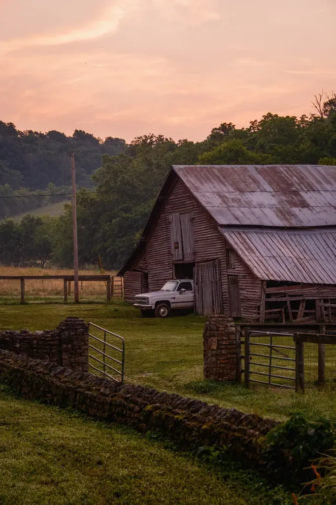 2405 Thompson Road Lewisburg TN 37091