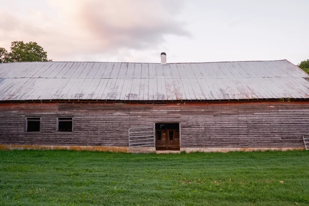 2405 Thompson Road Lewisburg TN 37091