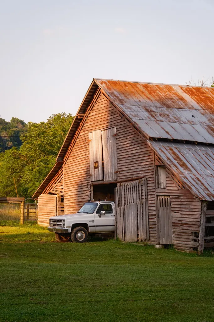 2405 Thompson Road Lewisburg TN 37091