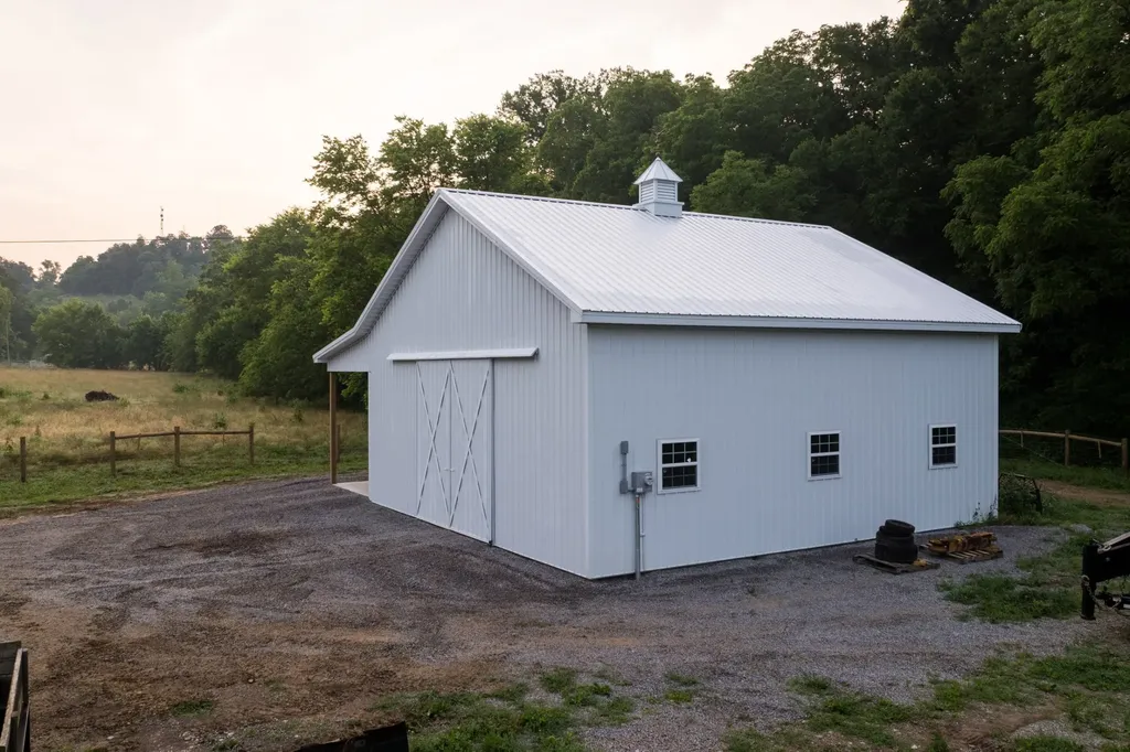 2405 Thompson Road Lewisburg TN 37091