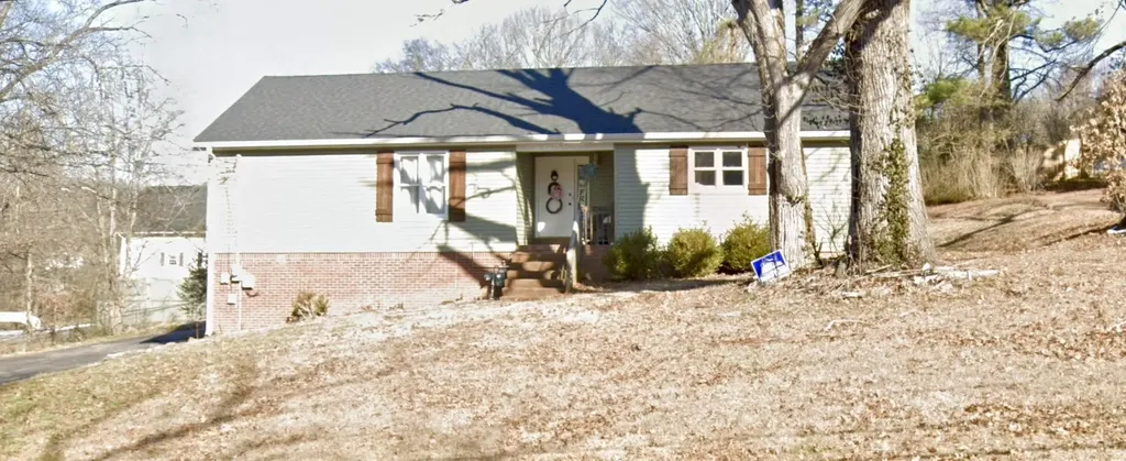 209 Elliott Court Columbia TN 38401