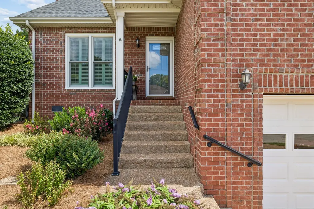 7216 Magnolia Hills Drive Nashville TN 37221
