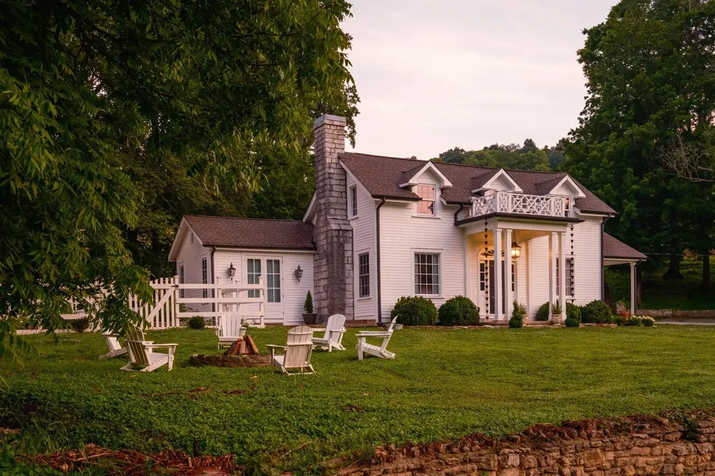 2405 Thompson Road Lewisburg TN 37091