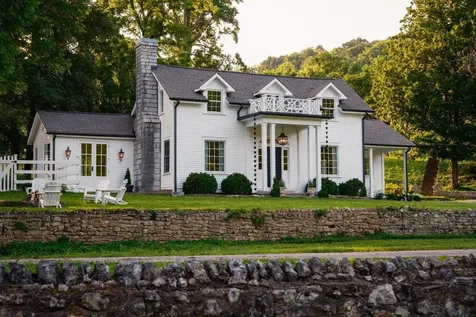 2405 Thompson Road Lewisburg TN 37091