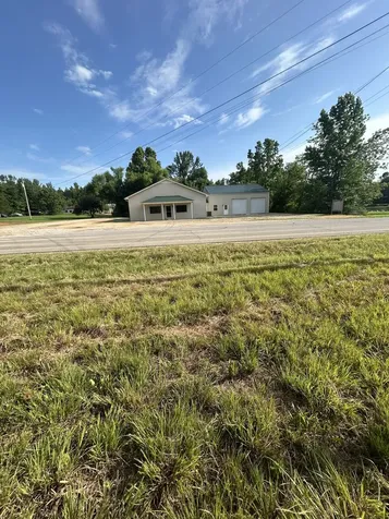 1414 Summertown Highway Hohenwald TN 38462