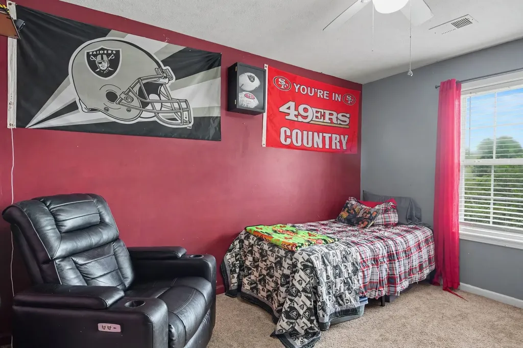 3717 S Naples Court Clarksville TN 37040