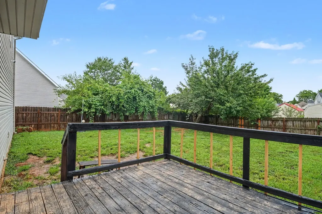 3717 S Naples Court Clarksville TN 37040