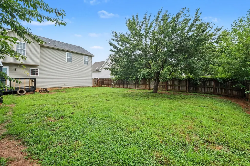 3717 S Naples Court Clarksville TN 37040