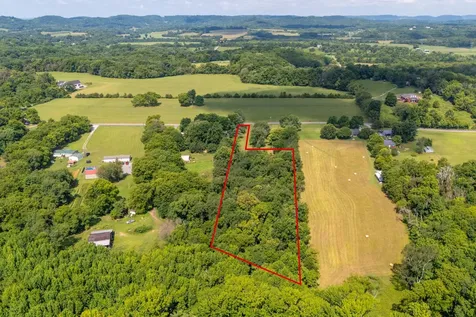 1136 Elmore Road Eagleville TN 37060