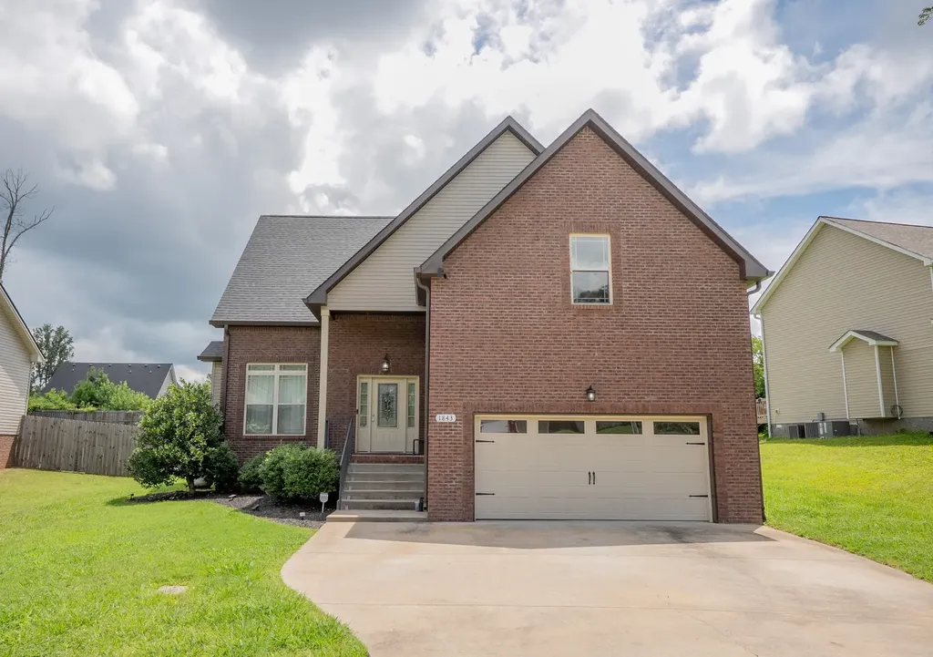 1843 Deerstand Drive Clarksville TN 37042