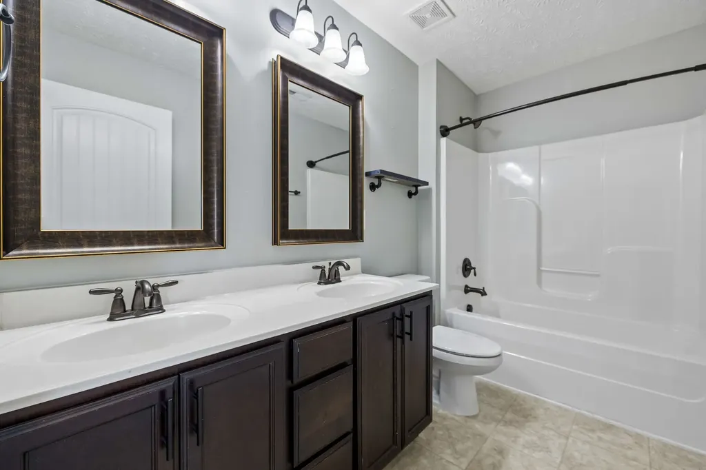 1160 Meachem Drive Clarksville TN 37042