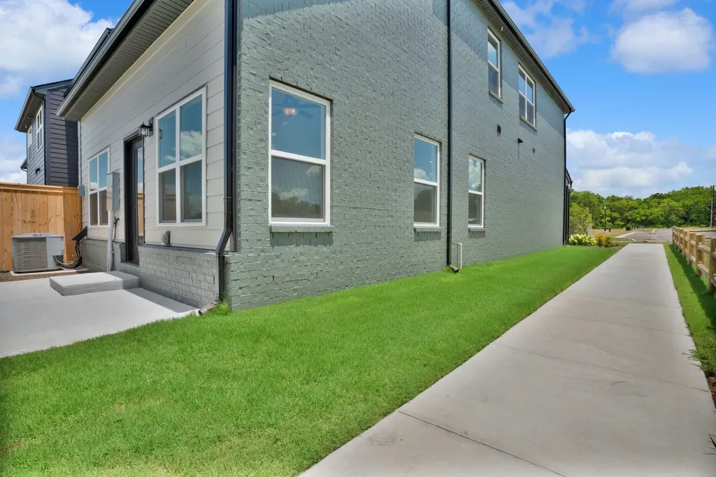 470 Bishop Pvt Boulevard Gallatin TN 37066