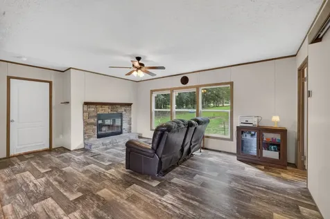 155 Earls Road Dover TN 37058