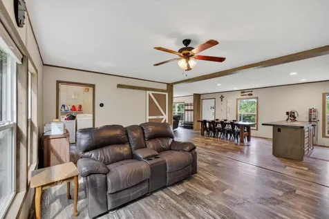 155 Earls Road Dover TN 37058