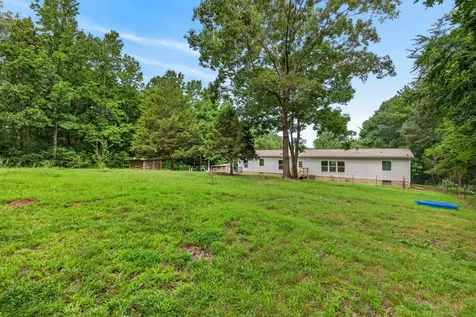 155 Earls Road Dover TN 37058