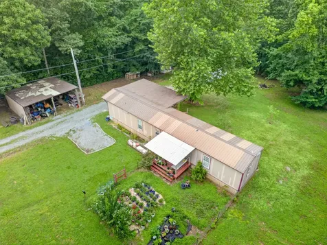 155 Earls Road Dover TN 37058
