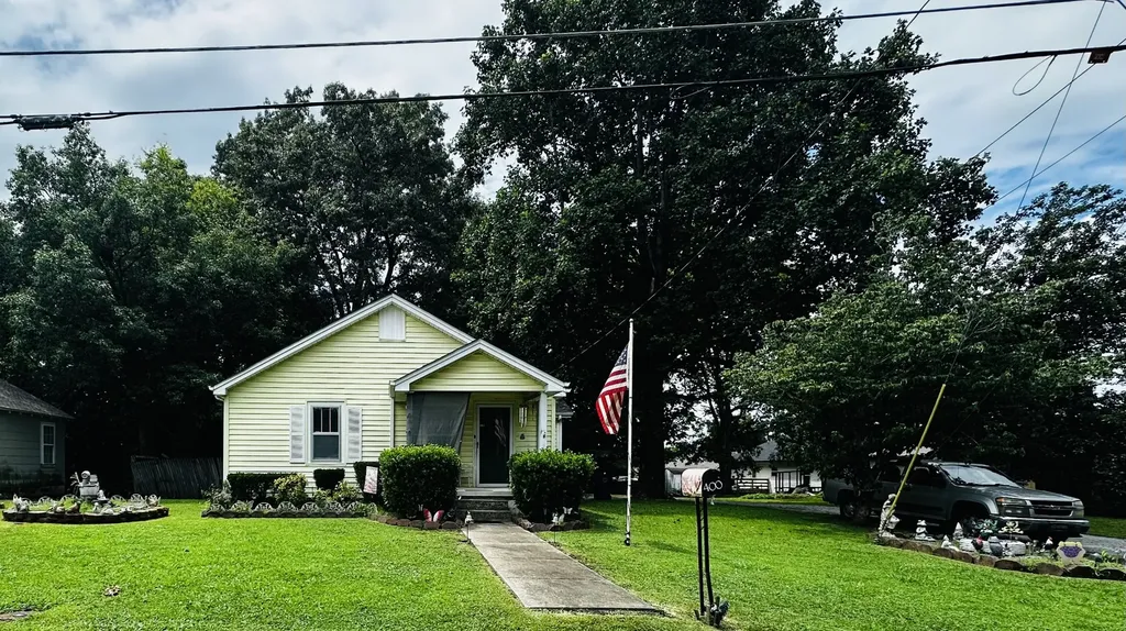 400 Ray Street Shelbyville TN 37160
