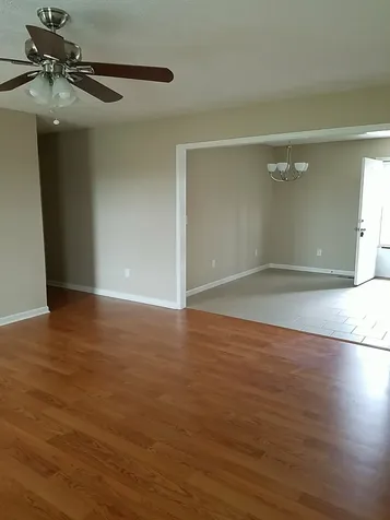514 NE Atlantic St, NE Tullahoma TN 37388