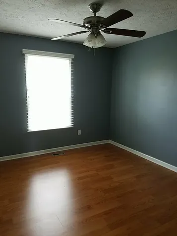 514 NE Atlantic St, NE Tullahoma TN 37388