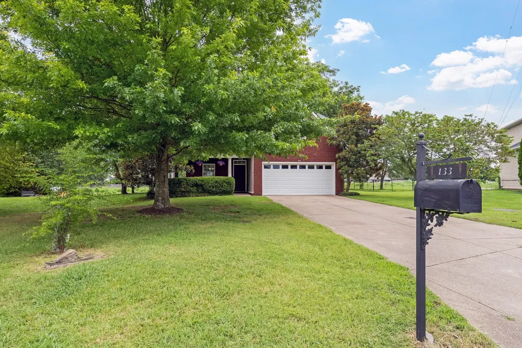 133 Durham Court Murfreesboro TN 37128