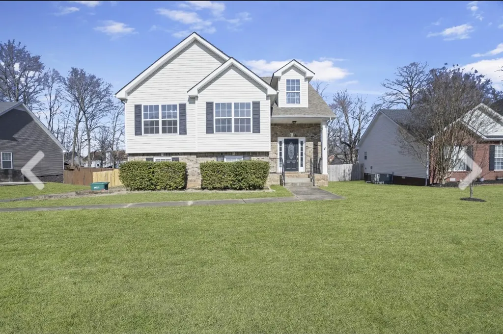 3139 Holly Point Clarksville TN 37043
