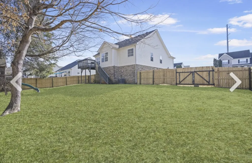 3139 Holly Point Clarksville TN 37043