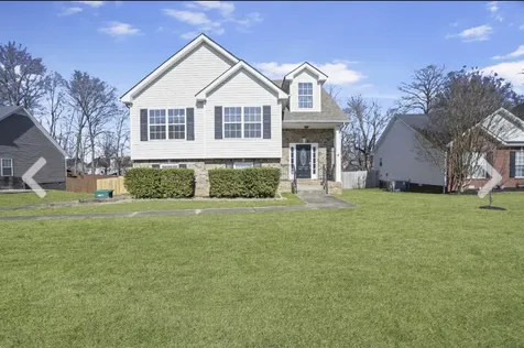 3139 Holly Point Clarksville TN 37043