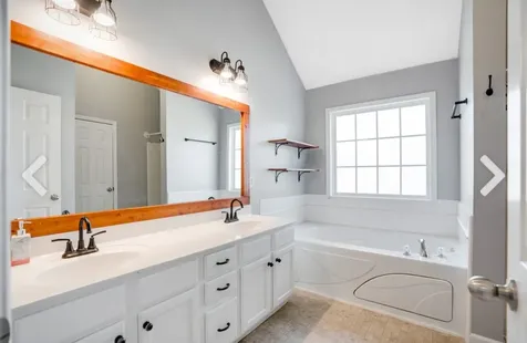 3139 Holly Point Clarksville TN 37043