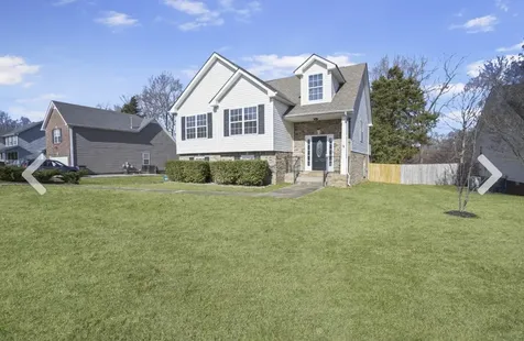 3139 Holly Point Clarksville TN 37043