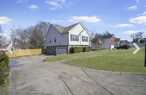 3139 Holly Point Clarksville TN 37043