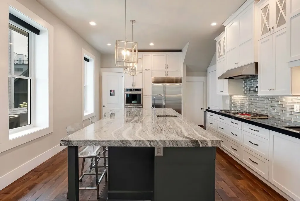 1009 Monroe Street Nashville TN 37208