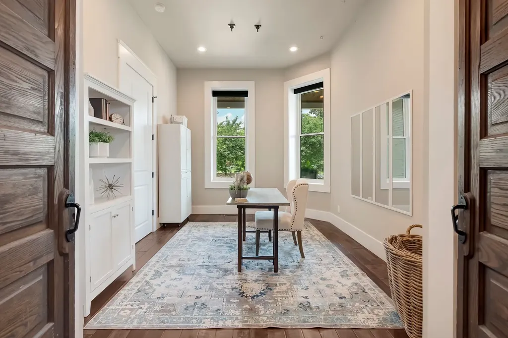 1009 Monroe Street Nashville TN 37208