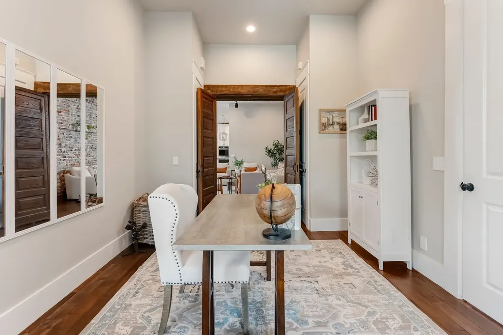 1009 Monroe Street Nashville TN 37208