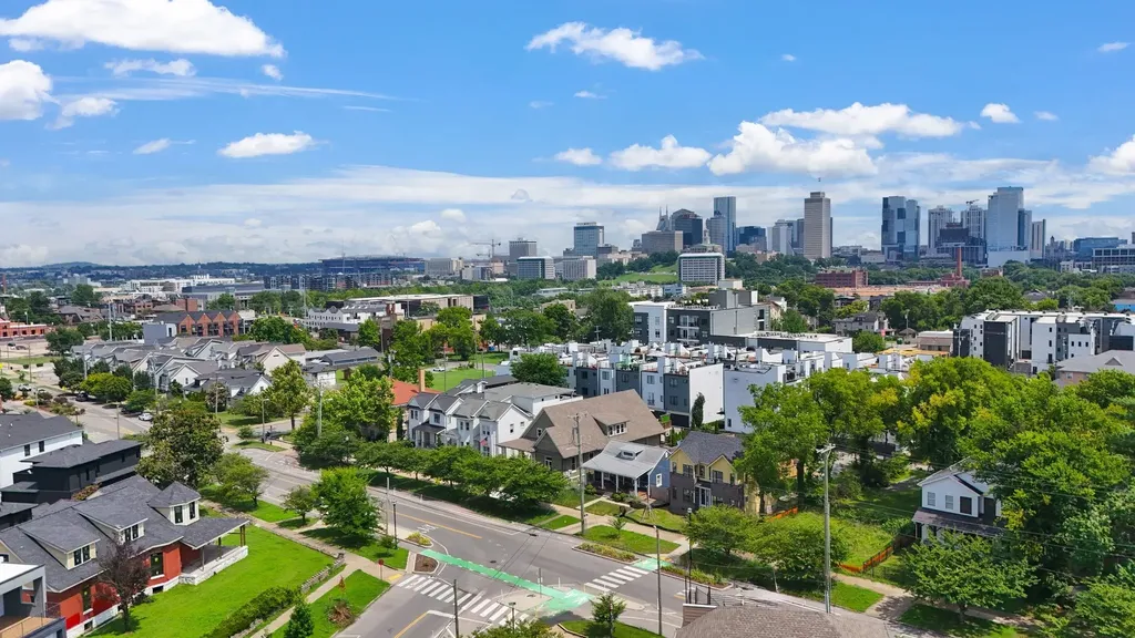 1009 Monroe Street Nashville TN 37208
