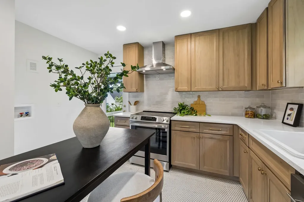 2802 Saint Edwards Drive Nashville TN 37211