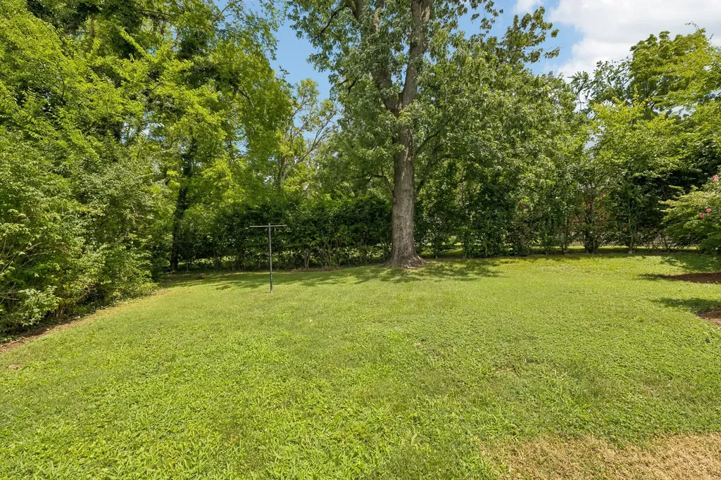 2802 Saint Edwards Drive Nashville TN 37211