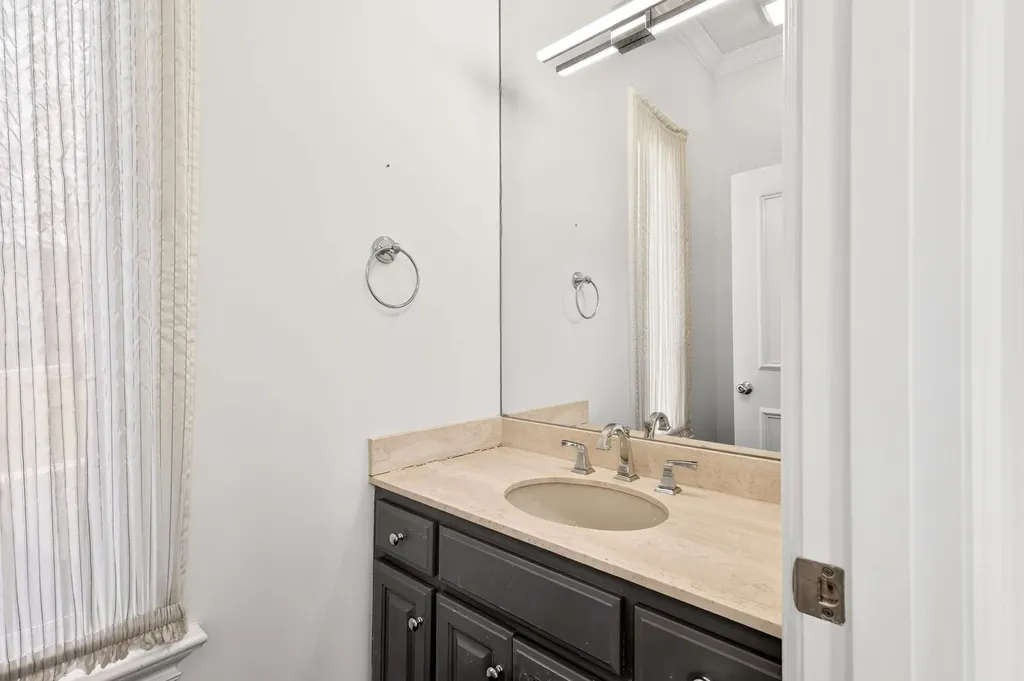 101 Abbottsford Nashville TN 37215