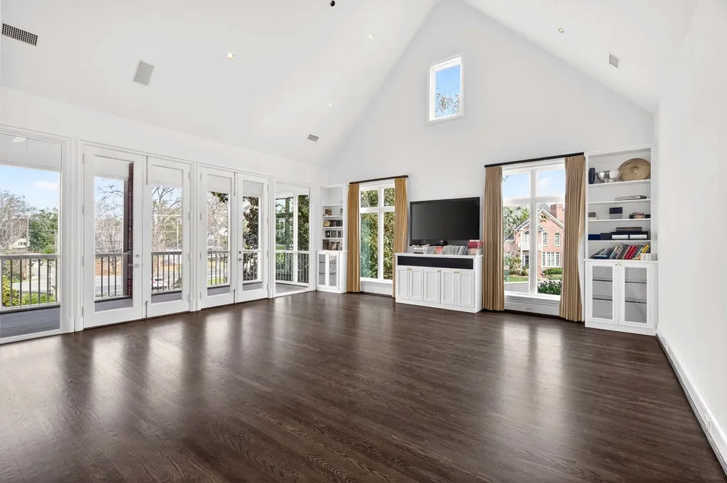 101 Abbottsford Nashville TN 37215
