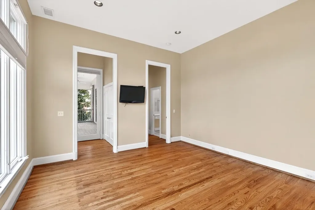 101 Abbottsford Nashville TN 37215
